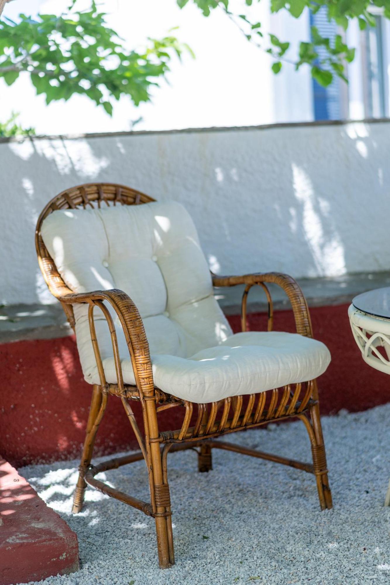 Spacious Home With Yard, Mytilene Lesvos Εξωτερικό φωτογραφία